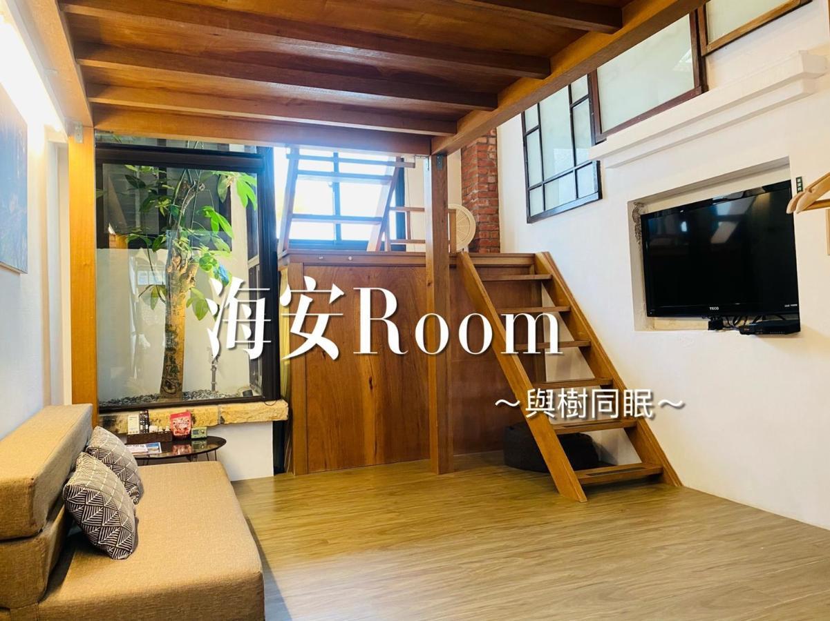 捉鳳凰 台南百年老宅包棟導覽民宿系列catchphoenix Centennial Guesthouse Eksteriør bilde