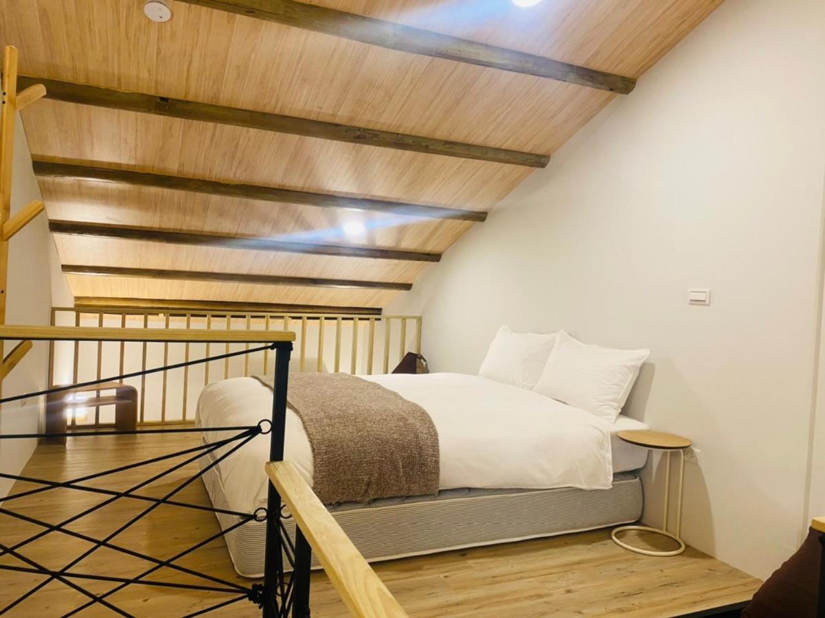 捉鳳凰 台南百年老宅包棟導覽民宿系列catchphoenix Centennial Guesthouse Eksteriør bilde